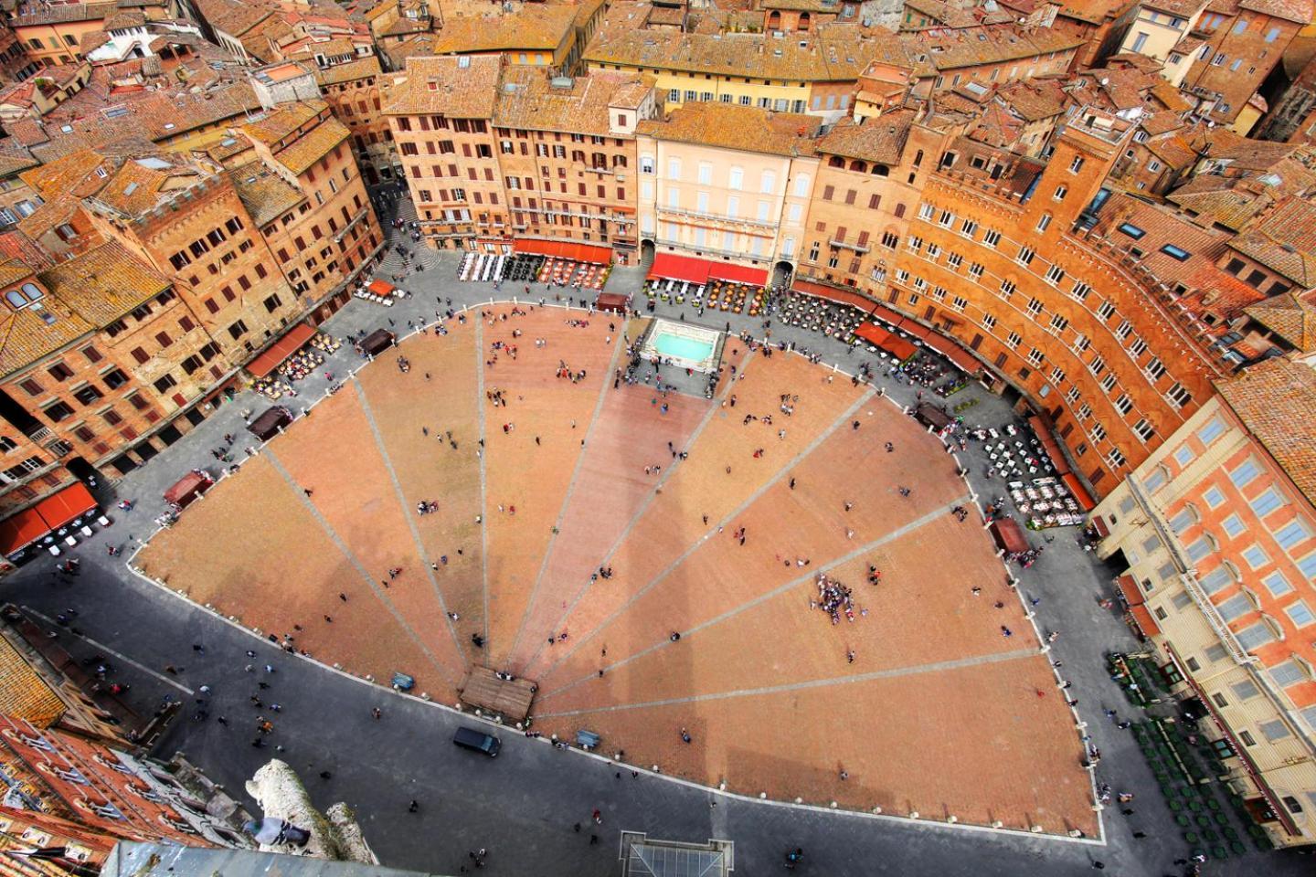 Stilmoderno Nice Apartment In Siena'S Historic Center, Just Steps From Piazza Del Campo Экстерьер фото